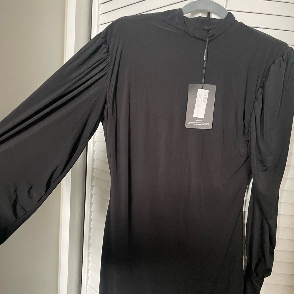 Black Boohoo dress NWT
